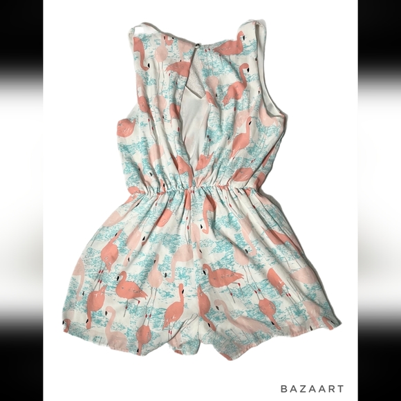Everly Flamingo Open Back Romper Size Medium - Picture 2 of 6